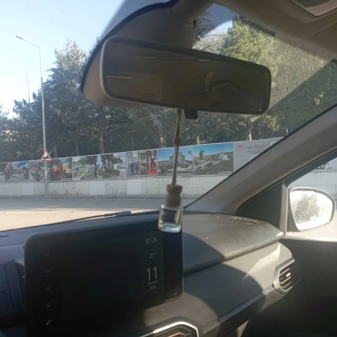 Şehitiğin önündeki kapamalar, görsel tanıtım içinmiş düzeltm… haberinin fotoğrafı
